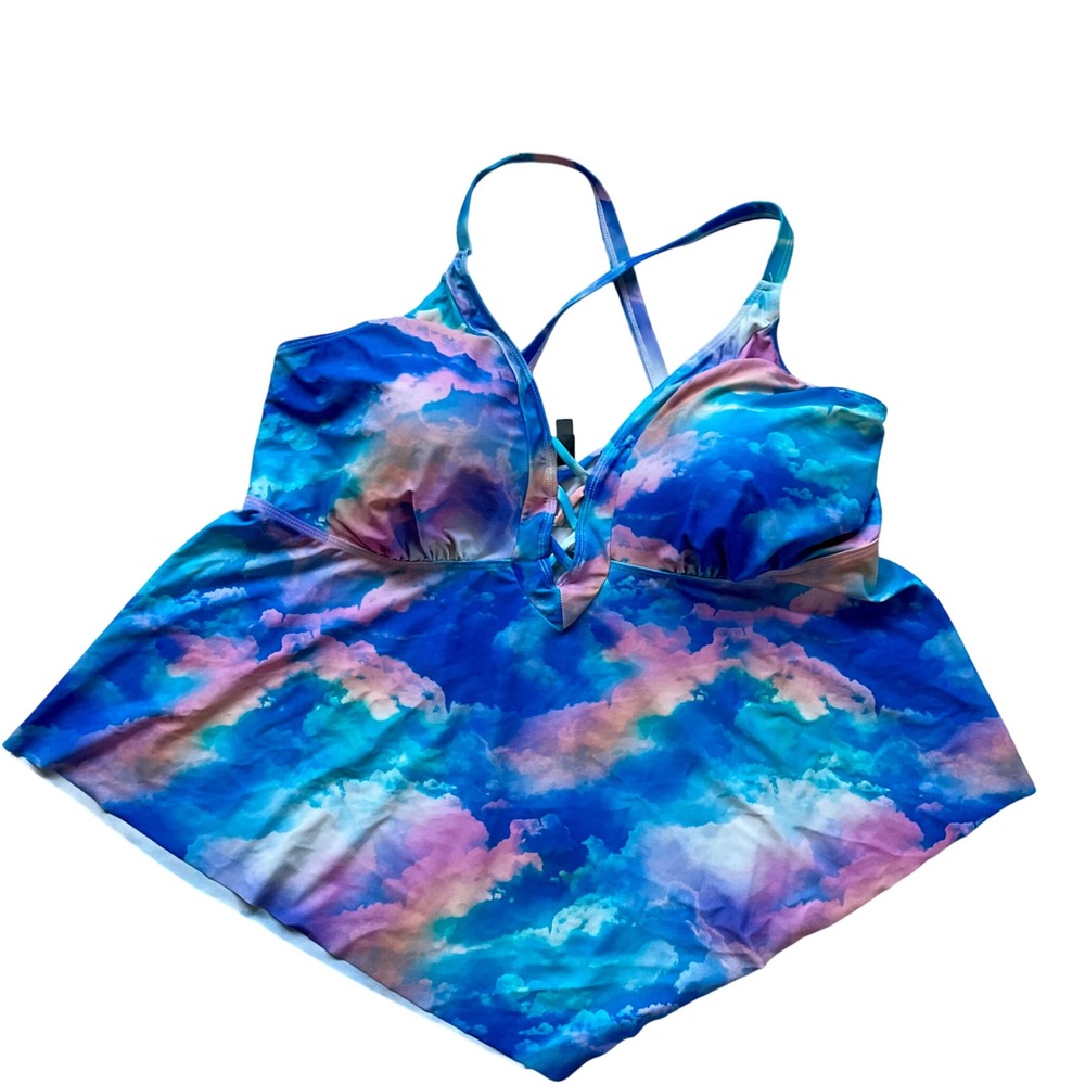 Torrid Plus Sz 3 3X Watercolor Cloud Print Lattice Handkerchief Tankini Swim Top